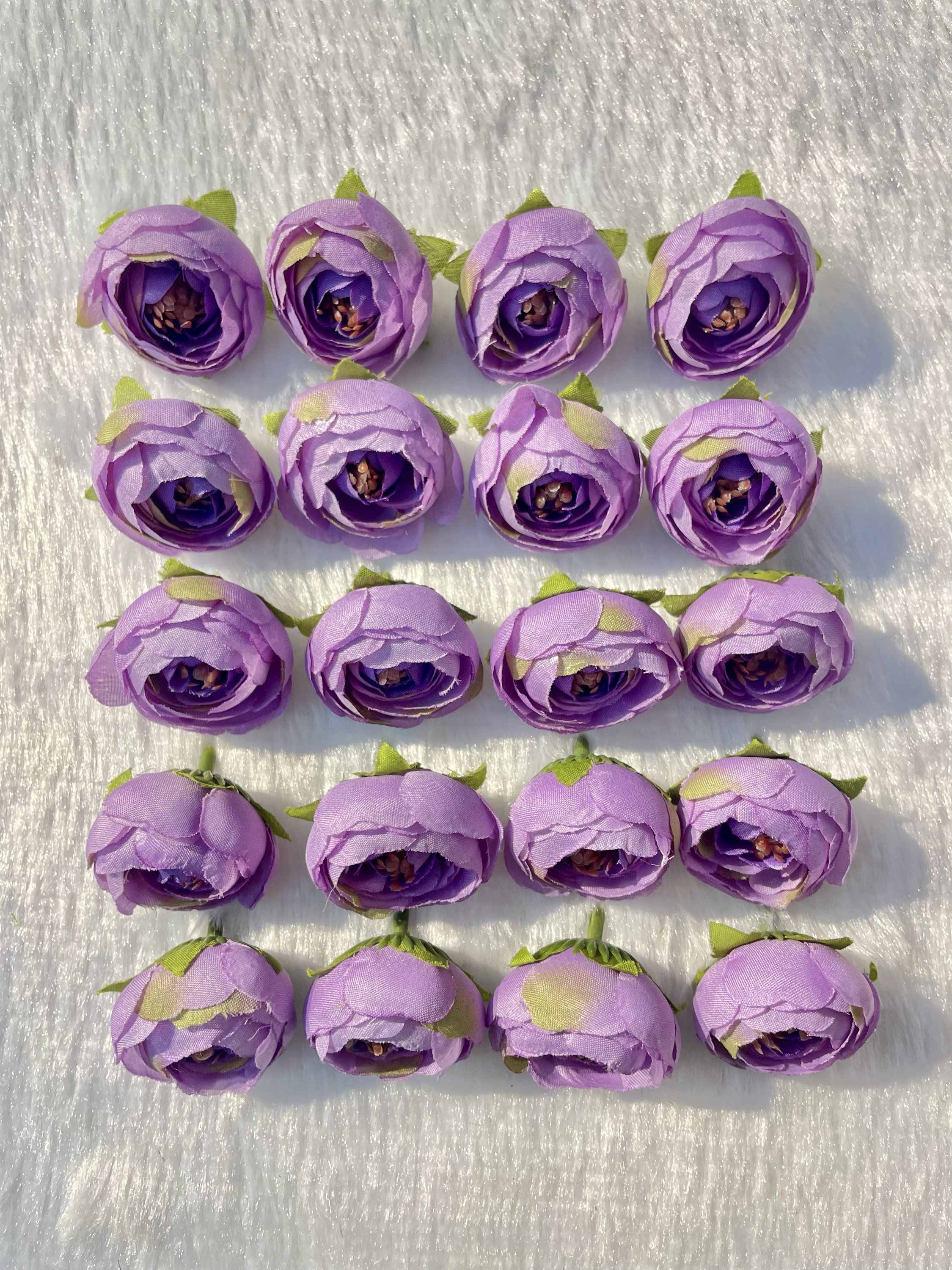 Purple Peony (20 piece)
Size-4cm