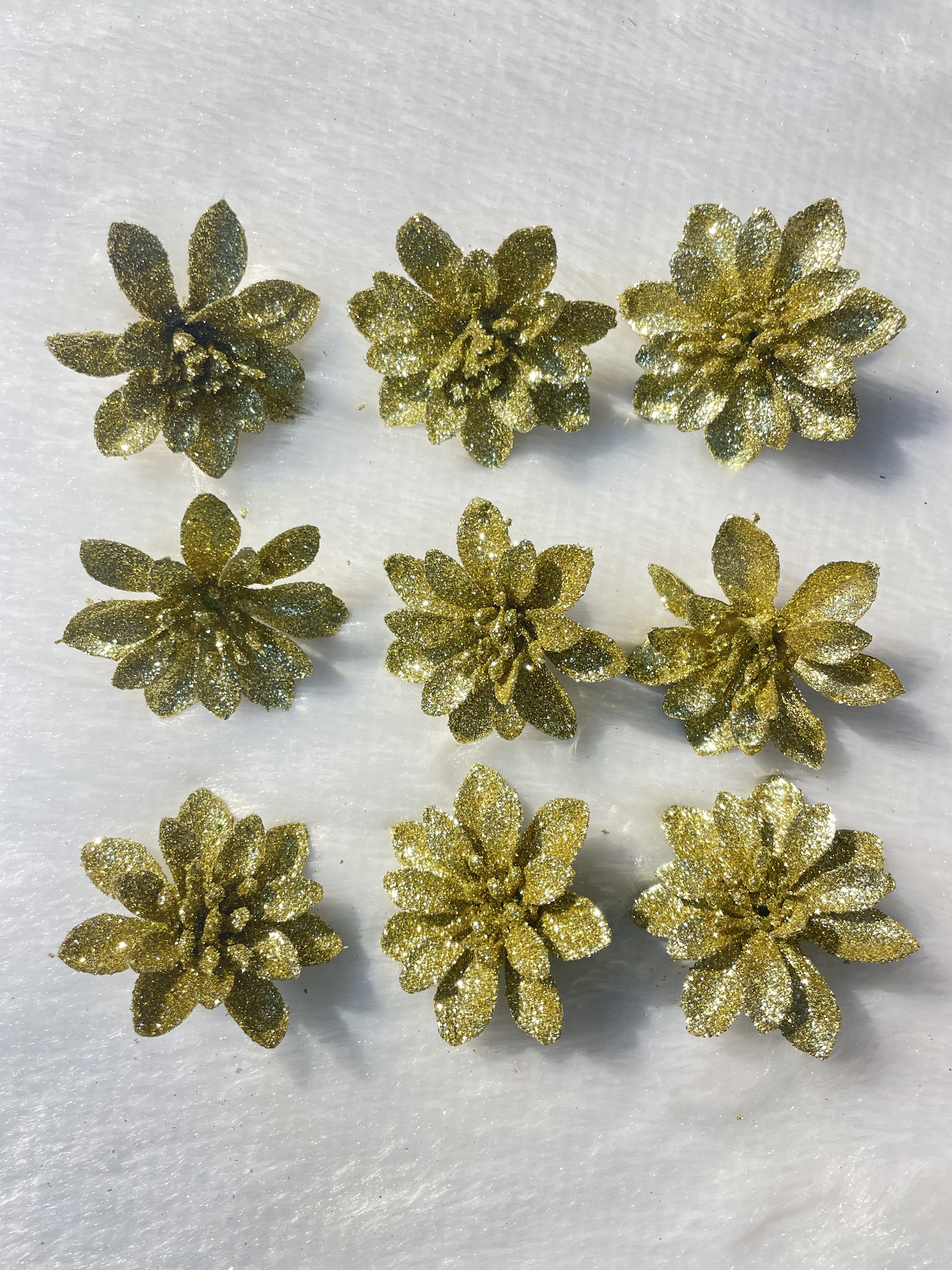 Gold small (50 pieces)
Size-5cm